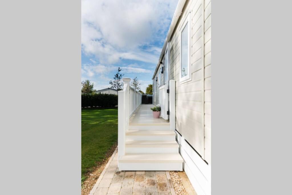Vila The Warren South Cerney Exteriér fotografie